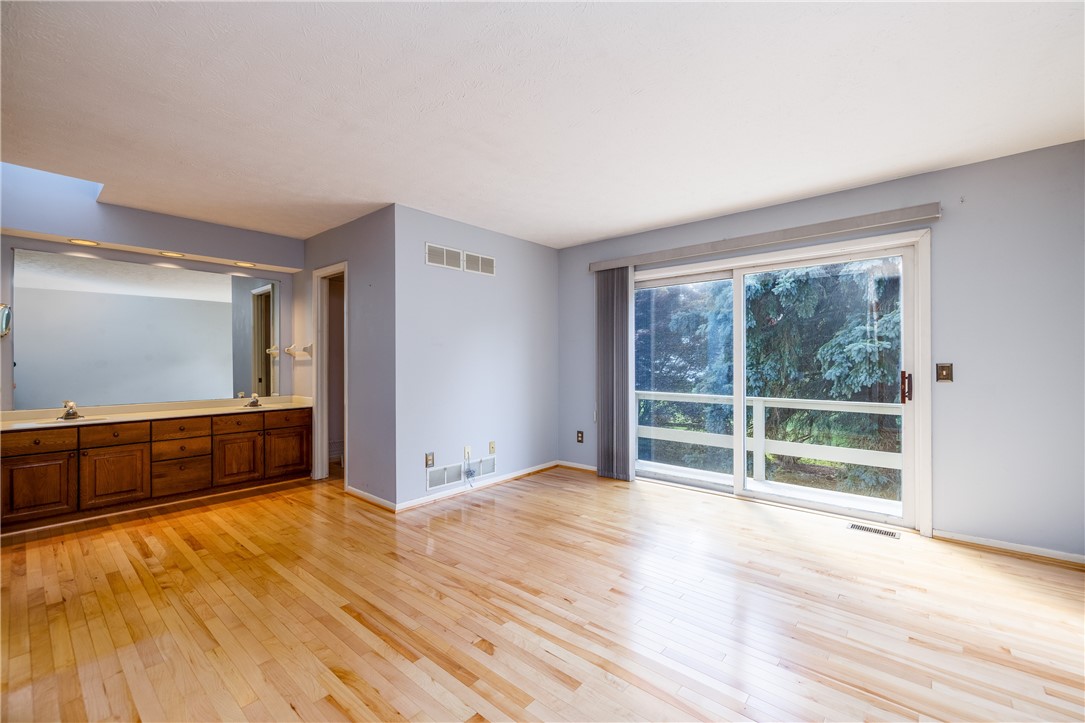 1 Woods Point Penfield, NY 14580 - Photo 28 of 49