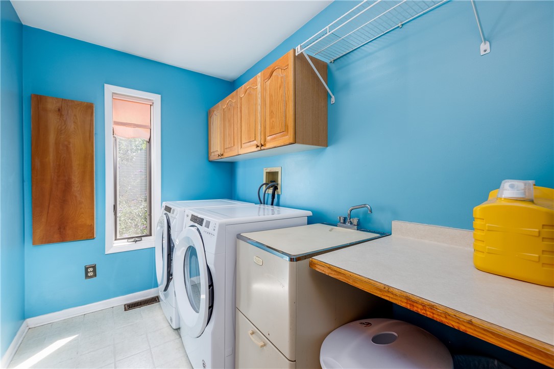 1 Woods Point Penfield, NY 14580 - Photo 32 of 49