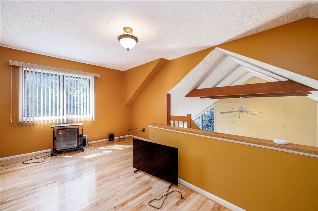 1 Woods Point Penfield, NY 14580 - Photo 35 of 49