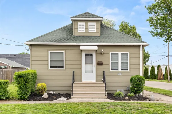 $158,000 | 222 19th Avenue, Ottawa, IL 61350