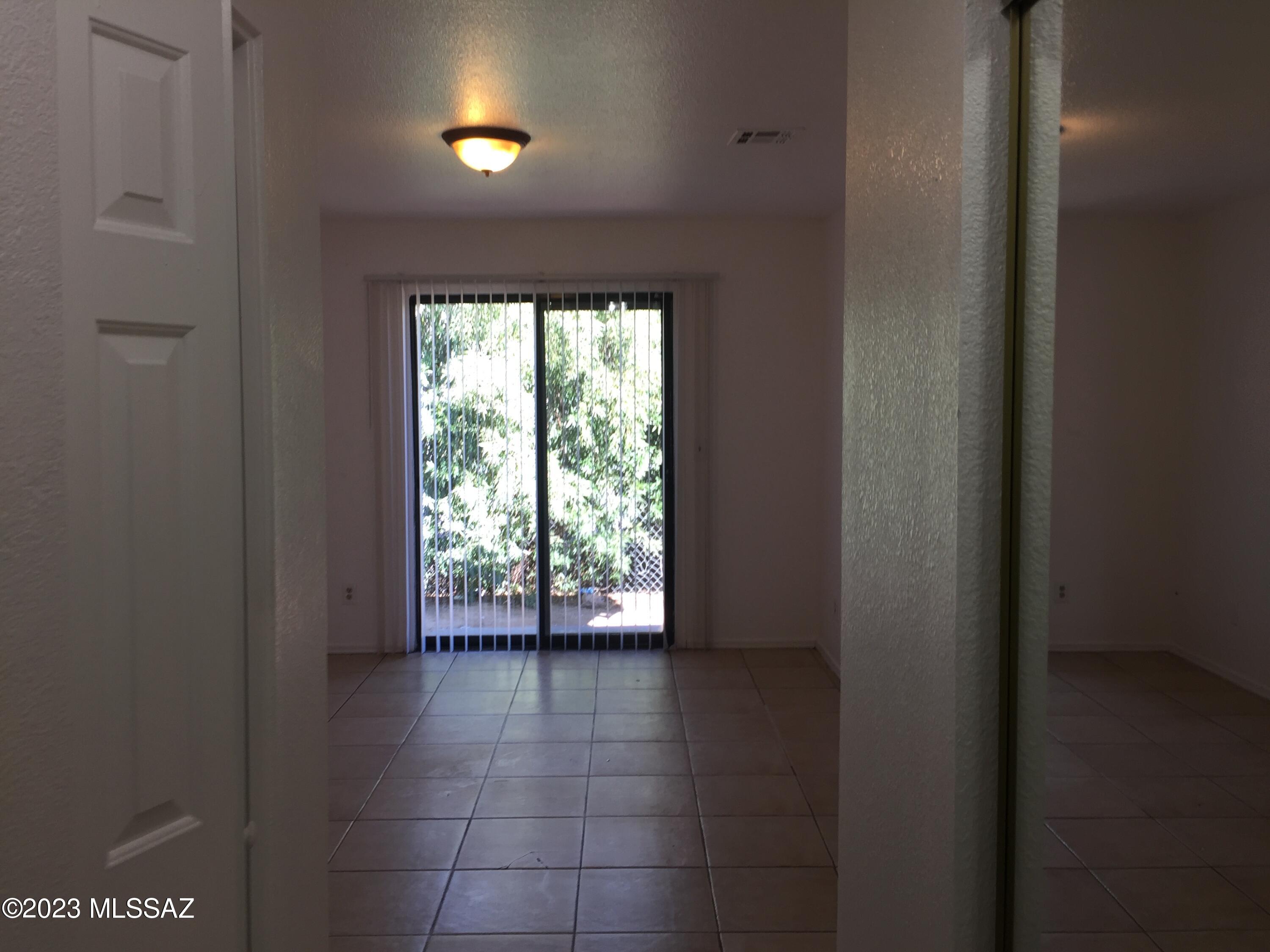 222-236 West Roger Road Tucson, AZ 85705 - Photo 8 of 9