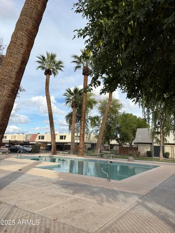 $235,000 | 6033 West Golden Lane, Glendale, AZ 85302