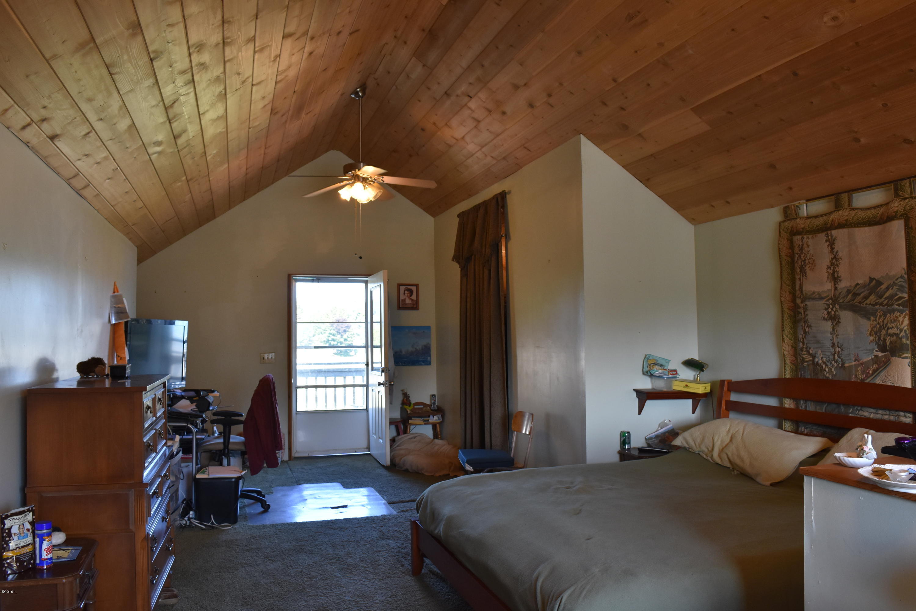 175 South Gaither Street Siletz, OR 97380 - Photo 13 of 25 DSC_0159