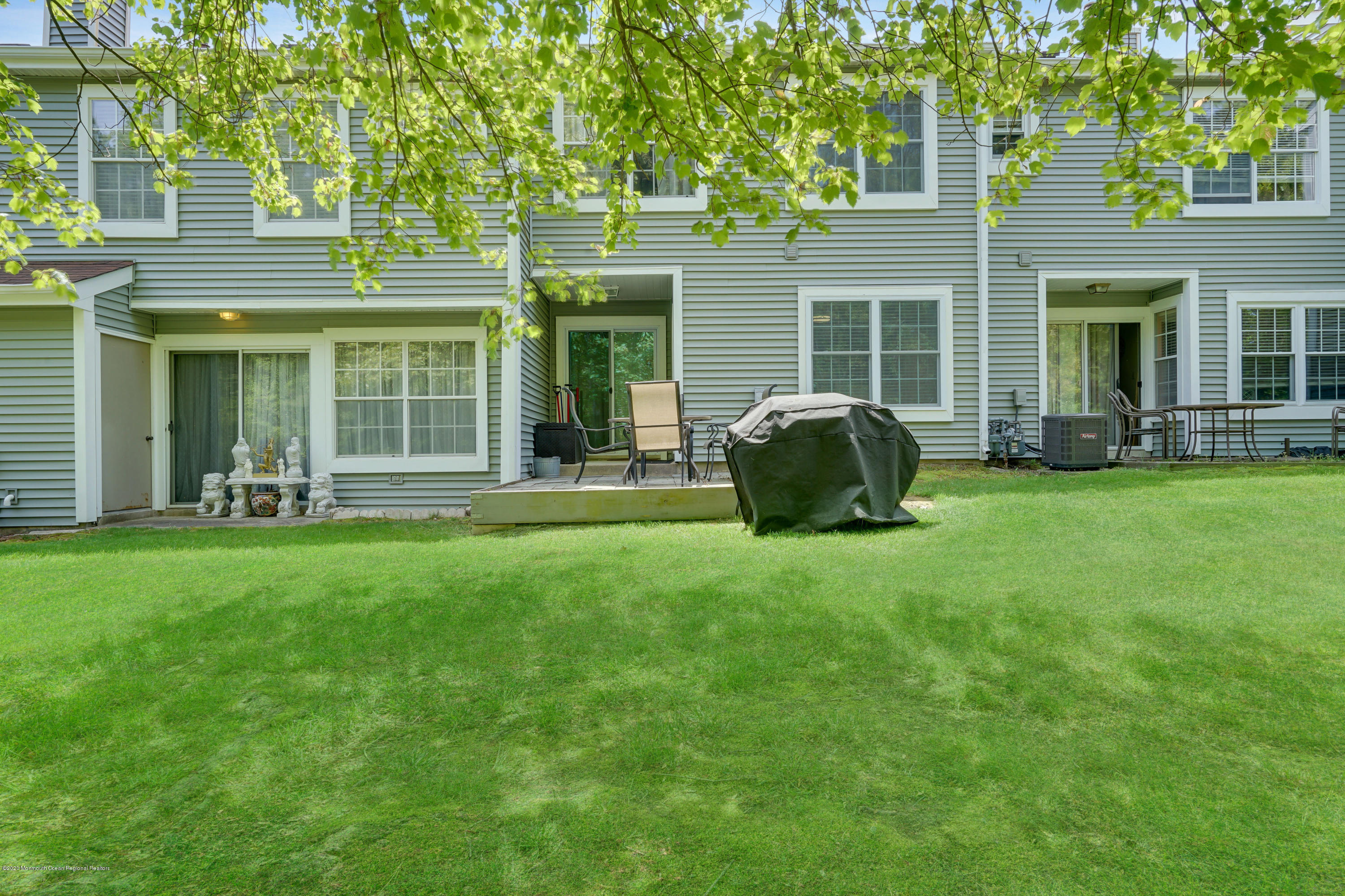19 Horseshoe Court Tinton Falls, NJ 07753 - Photo 24 of 28 OPEN SPACE BACKYARD