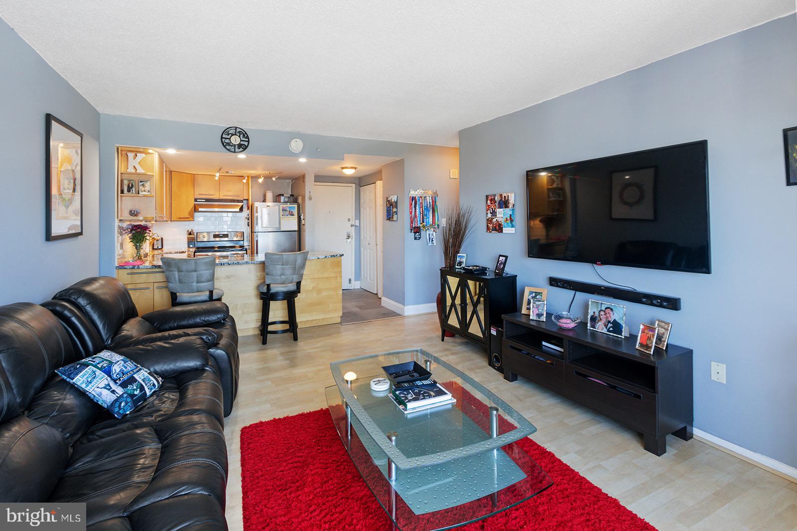 2001 Hamilton Street, Unit 1622 Philadelphia, PA 19130 - Photo 10 of 29