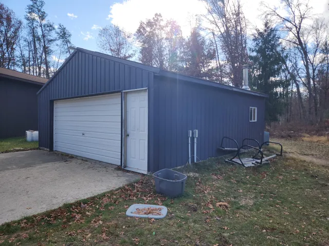 $204,900 | 9279 South Forman Road, Idlewild, MI 49642