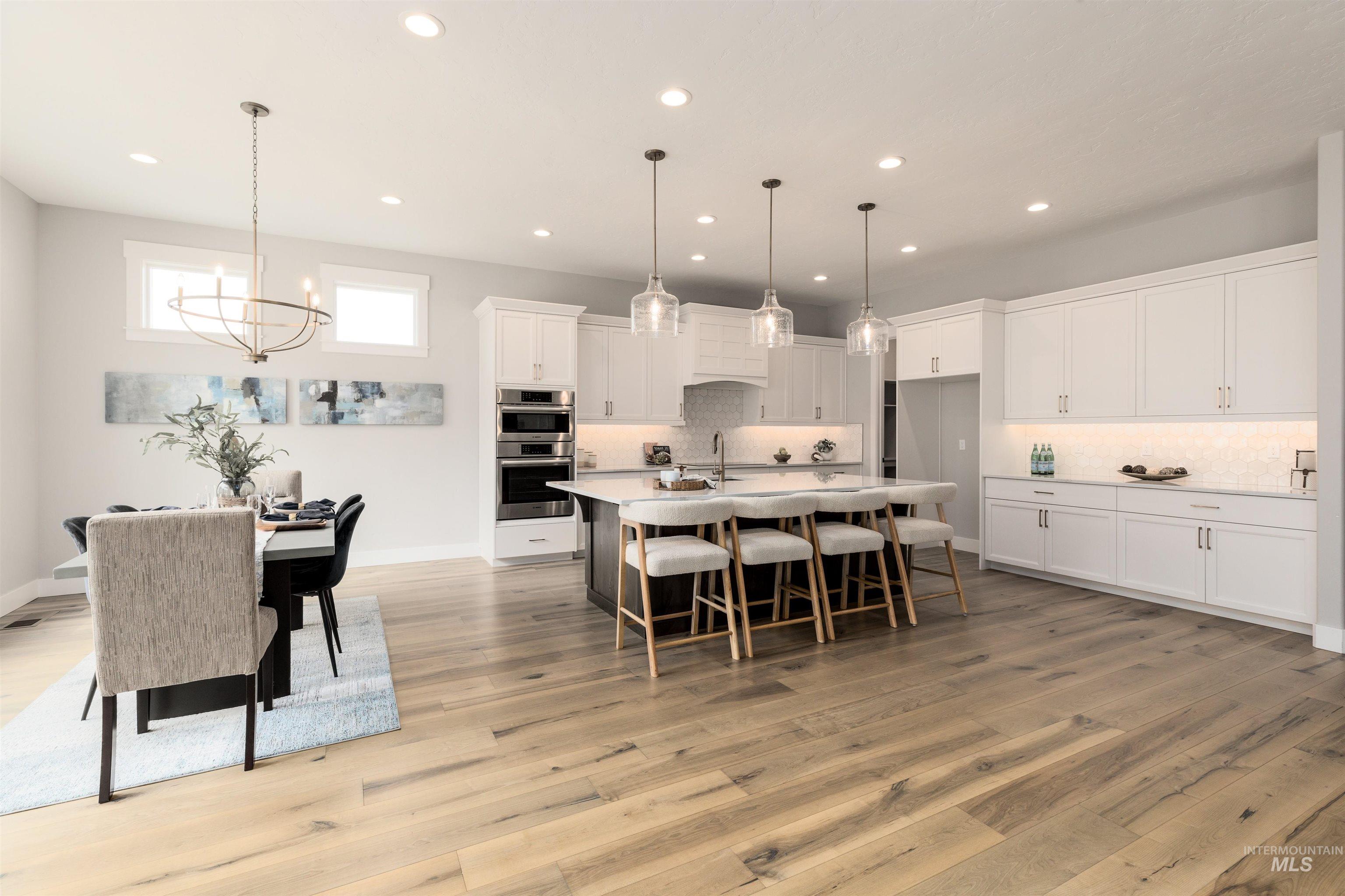 6121 South Cubola Way Meridian, ID 83642 - Photo 2 of 43