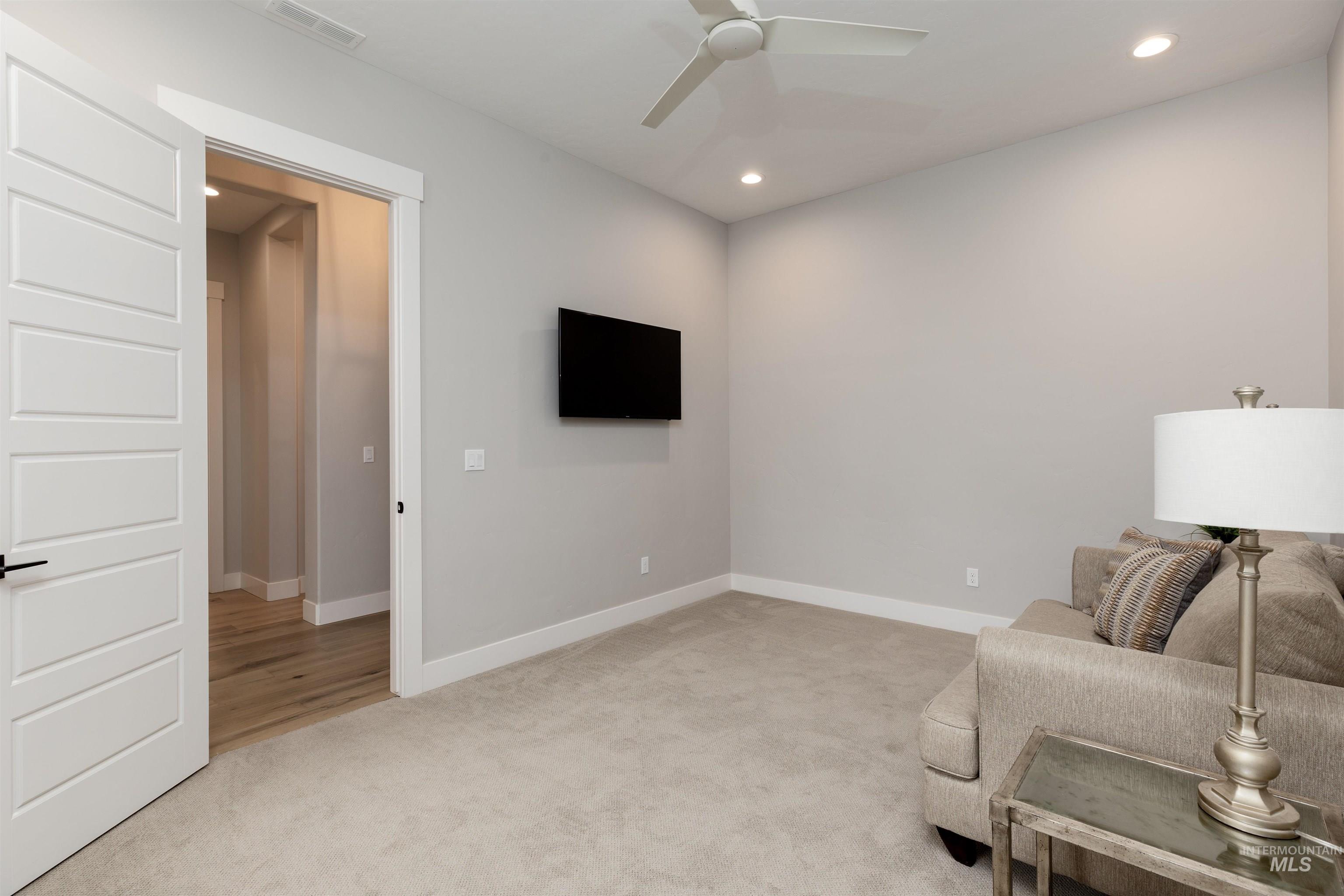 6121 South Cubola Way Meridian, ID 83642 - Photo 27 of 43