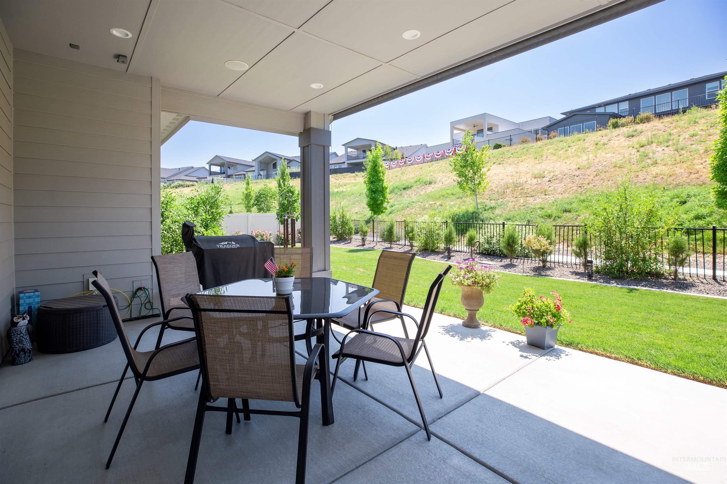 6121 South Cubola Way Meridian, ID 83642 - Photo 36 of 43