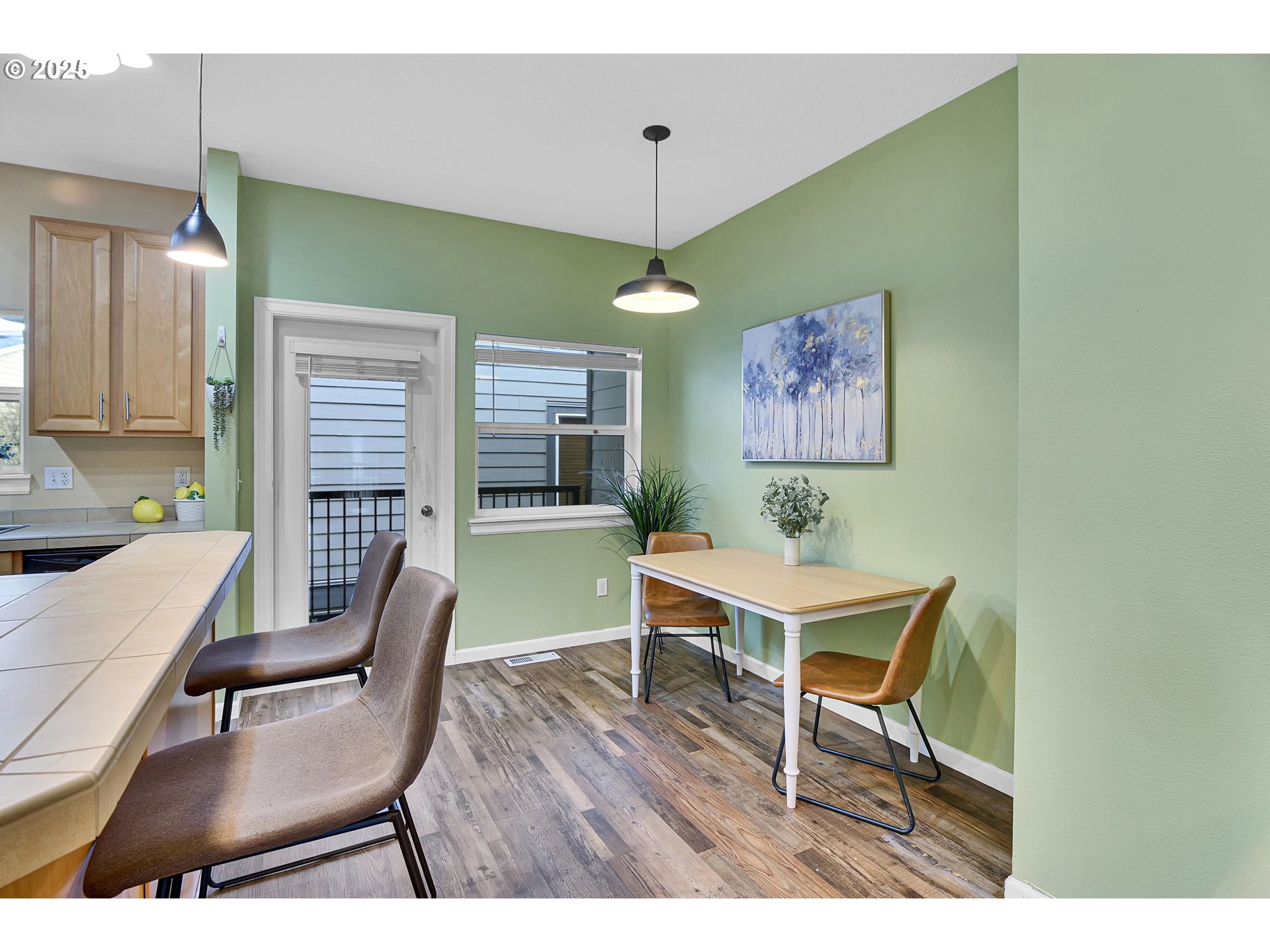 1209 Northeast 5th Street, Unit B Gresham, OR 97030 - Photo 11 of 37