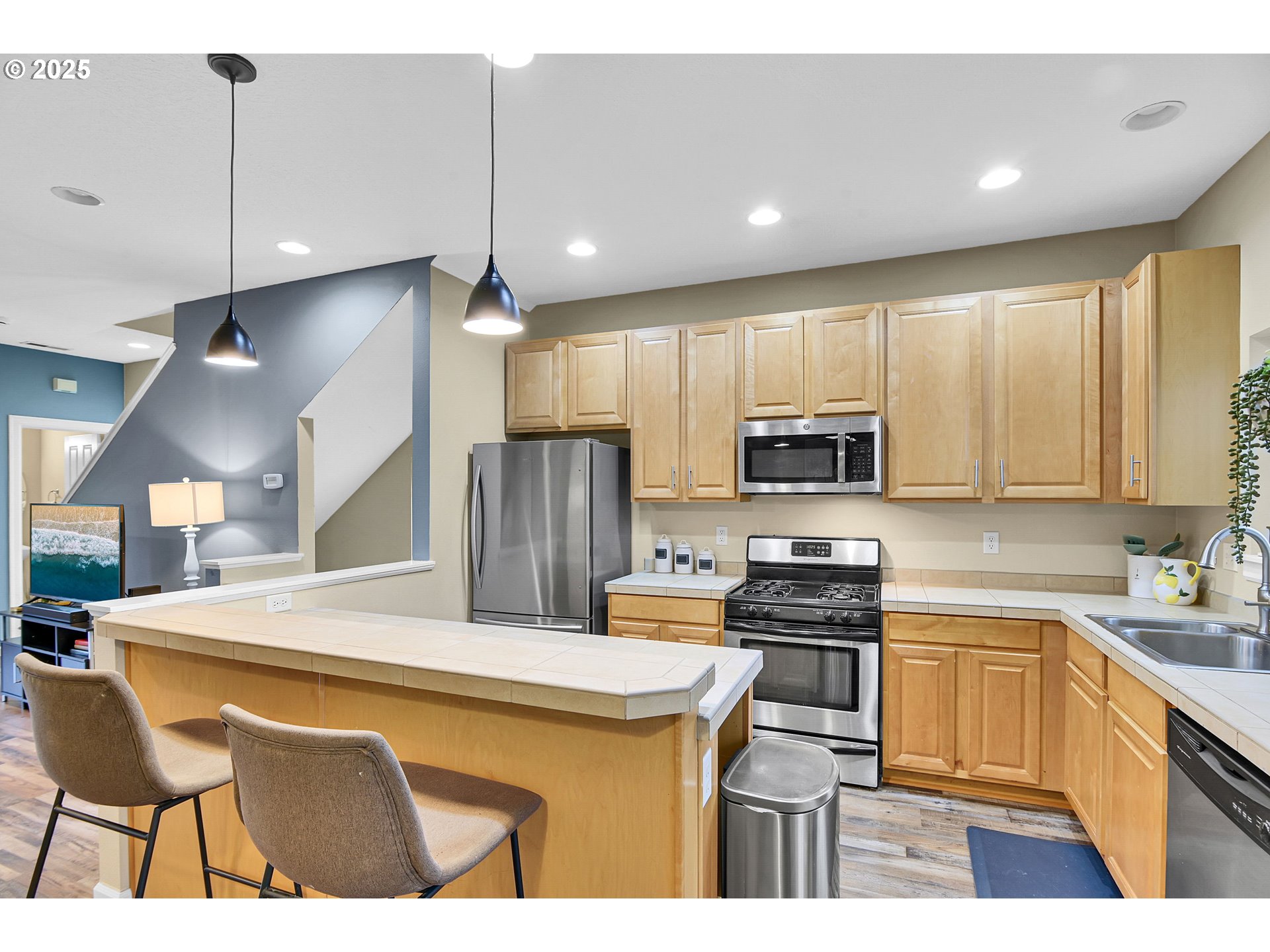 1209 Northeast 5th Street, Unit B Gresham, OR 97030 - Photo 18 of 37