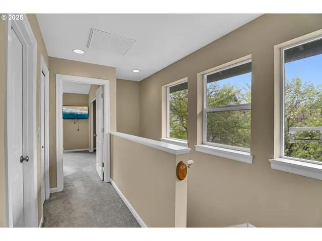 $359,000 | 1209 Northeast 5th Street, Unit B, Gresham, OR 97030