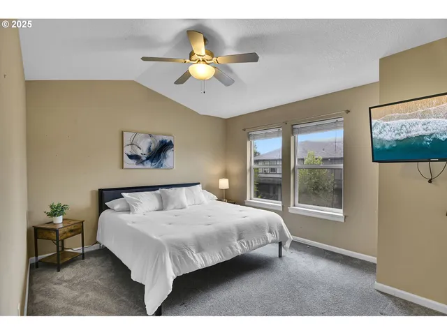 $359,000 | 1209 Northeast 5th Street, Unit B, Gresham, OR 97030