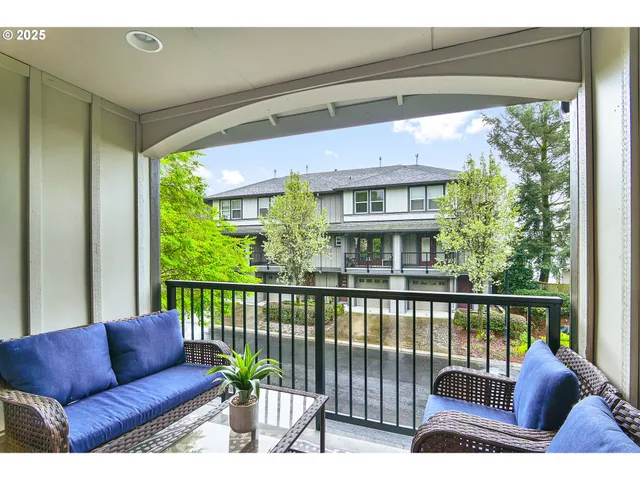$359,000 | 1209 Northeast 5th Street, Unit B, Gresham, OR 97030