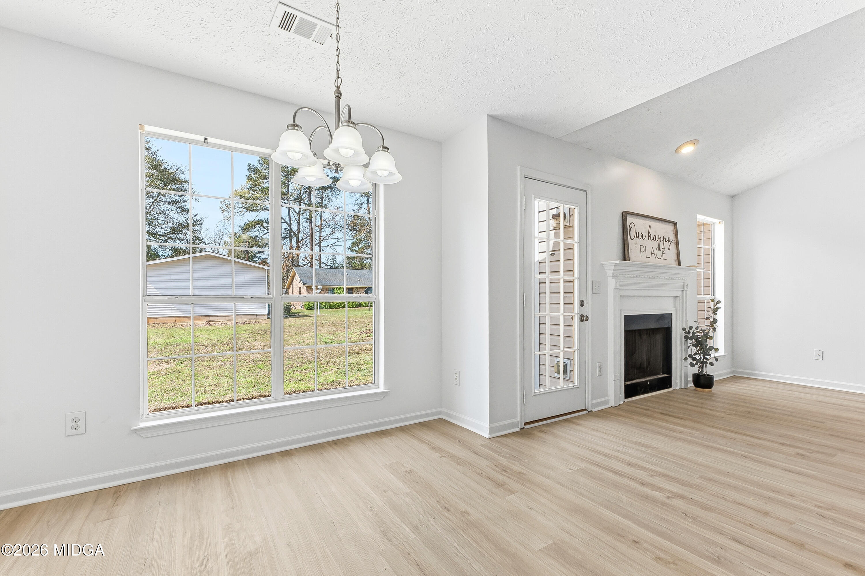204 Apple Valley Road Macon, GA 31217 - Photo 17 of 45 17__AAA7914_mls