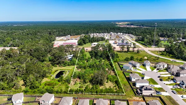 $600,000 | 17652 Highway 105 East, Conroe, TX 77306