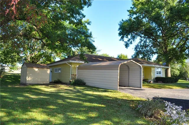 $169,900 | 401 North Oak Street, Stanberry, MO 64489