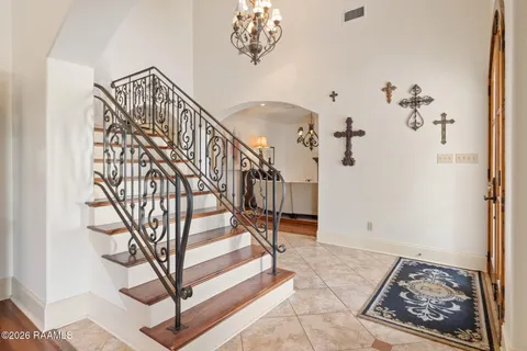 $775,000 | 118 West Bayou Parkway, Lafayette, LA 70503
