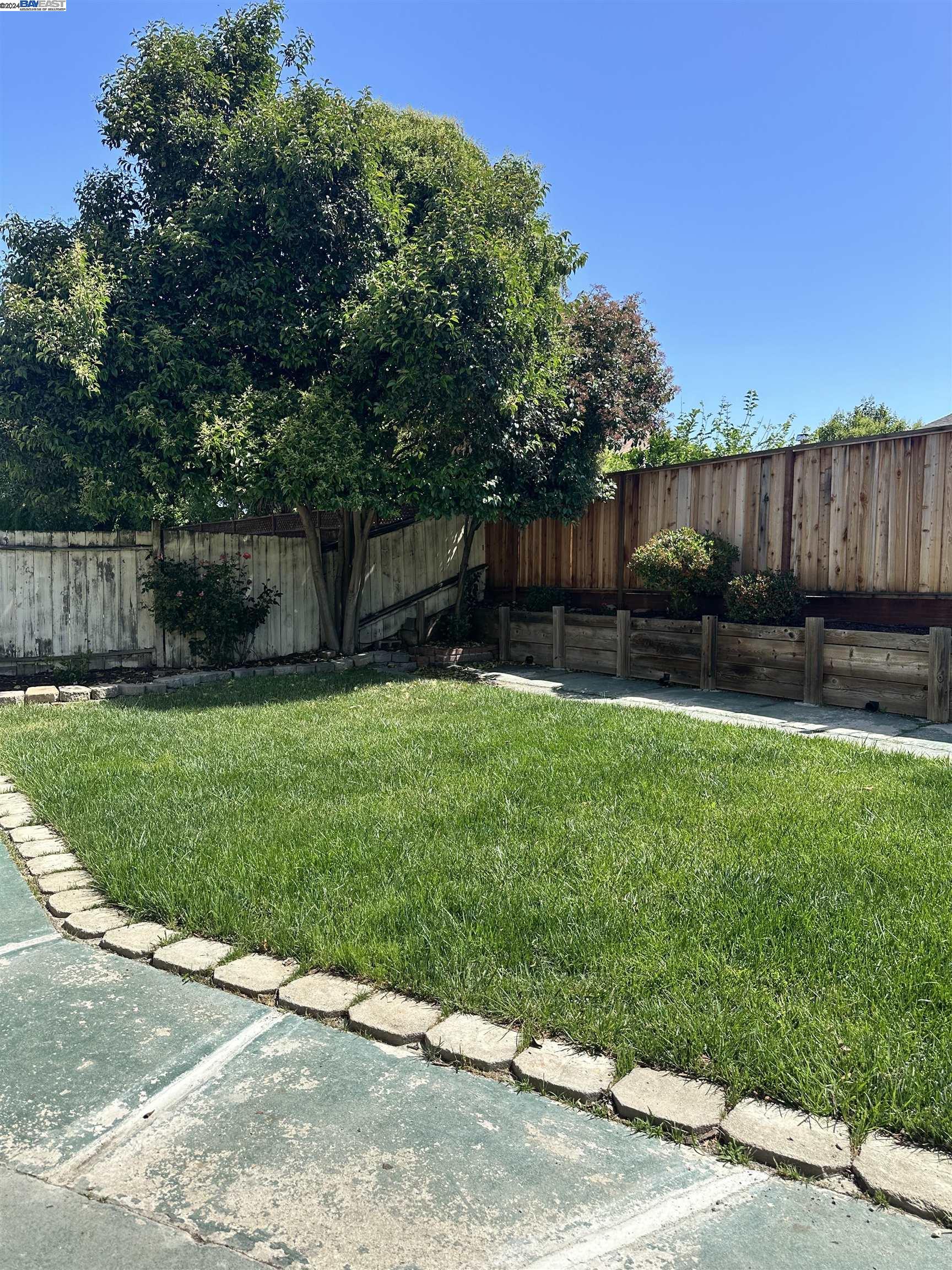 Carlton Square Livermore, CA 94550 - Photo 22 of 25 a backyard with garden