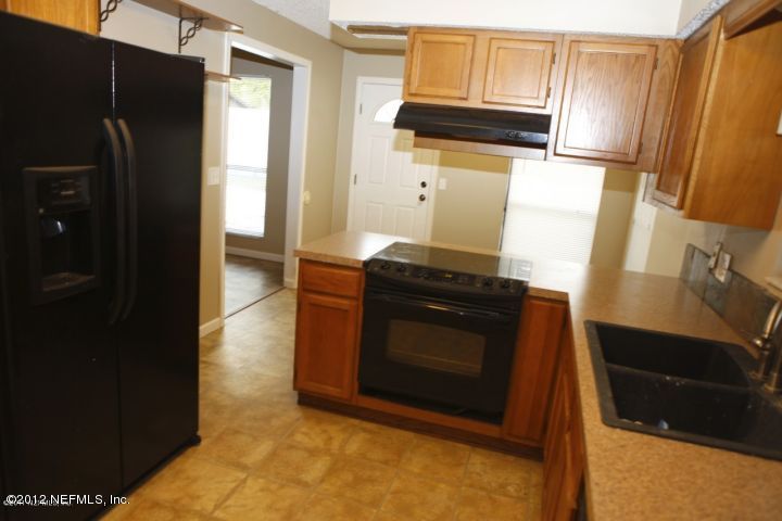 7925 Gulf Road South Jacksonville, FL 32244 - Photo 8 of 9 kitchen