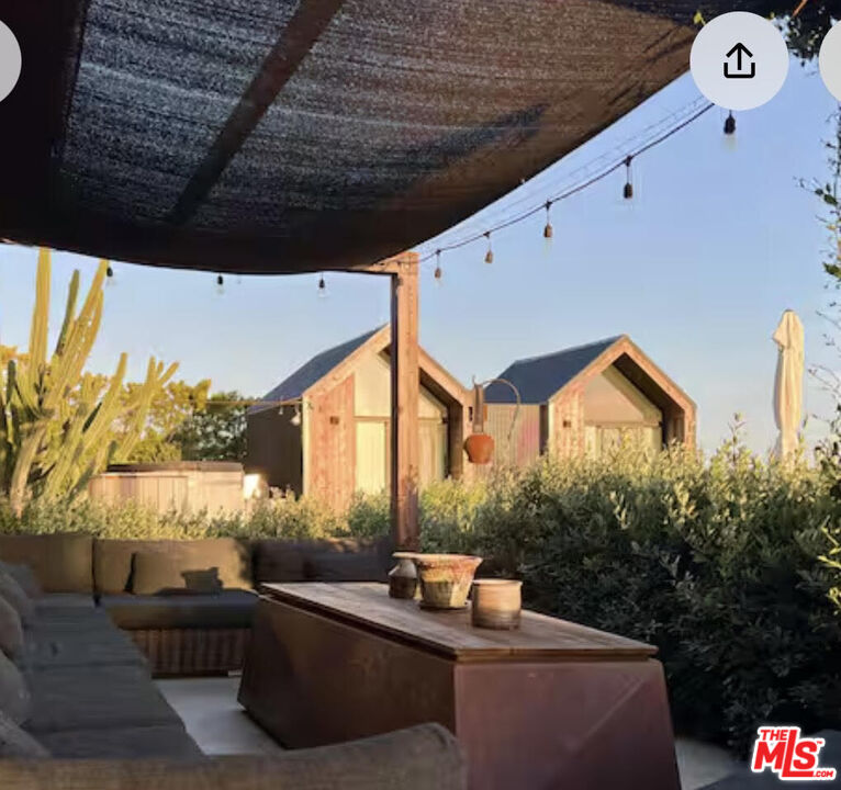 29910 Cuthbert Road Malibu, CA 90265 - Photo 5 of 22