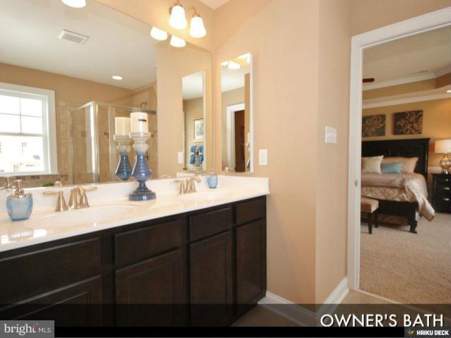 6734 Ridgecrest Road New Market, MD 21774 - Photo 12 of 18 Bath (Master)
