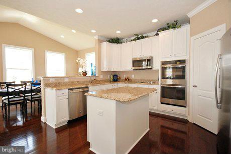 6734 Ridgecrest Road New Market, MD 21774 - Photo 9 of 18 Kitchen