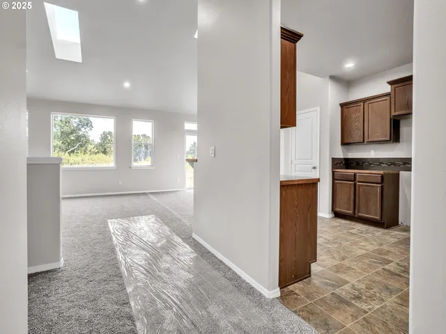 $1,750,000 | 21425 Savage Road, Sheridan, OR 97378