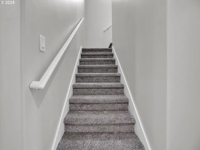 $1,750,000 | 21425 Savage Road, Sheridan, OR 97378