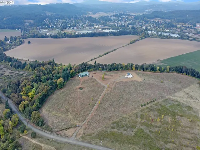 $1,750,000 | 21425 Savage Road, Sheridan, OR 97378