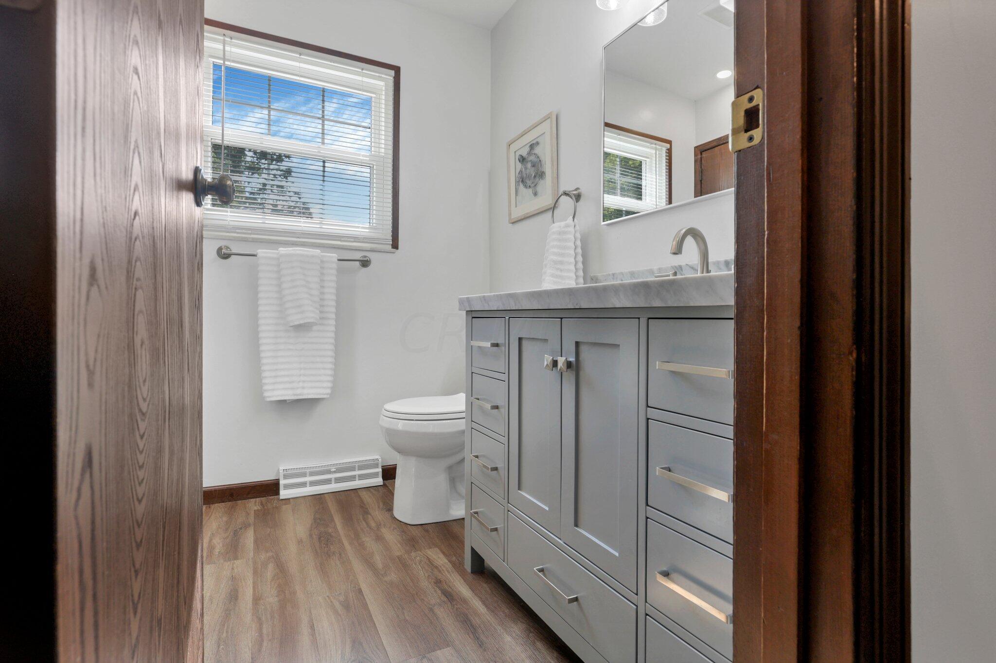1821 Pine Road Heath, OH 43056 - Photo 26 of 62 Owner's suite bathroom - recently remodeled