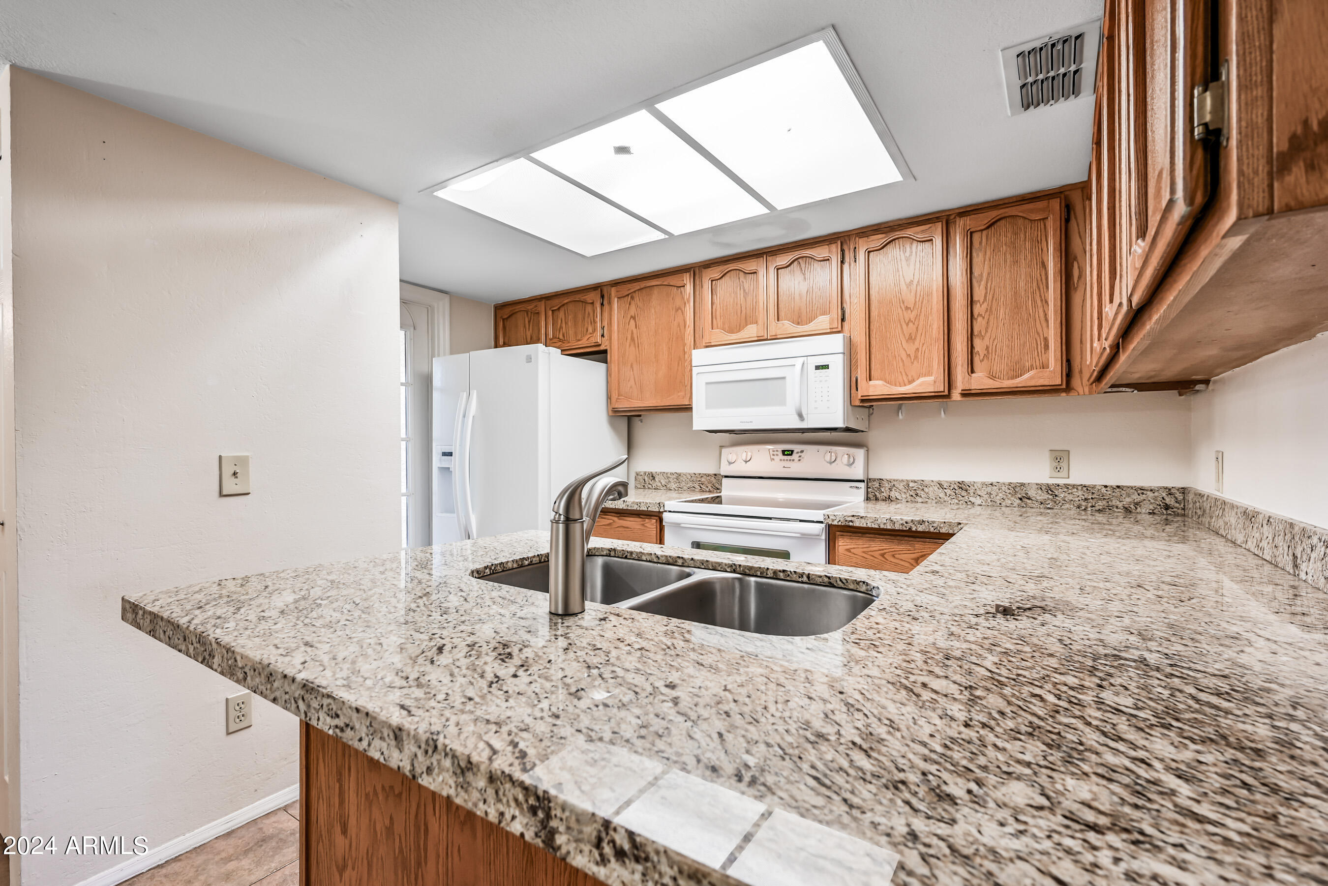 170 East Guadalupe Road, Unit 44 Gilbert, AZ 85234 - Photo 7 of 21 7-170EGR44-ocupix