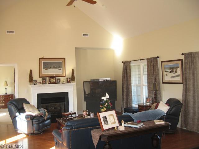 119 Richard Byerly Road High Point, NC 27262 - Photo 8 of 11 Living Room.