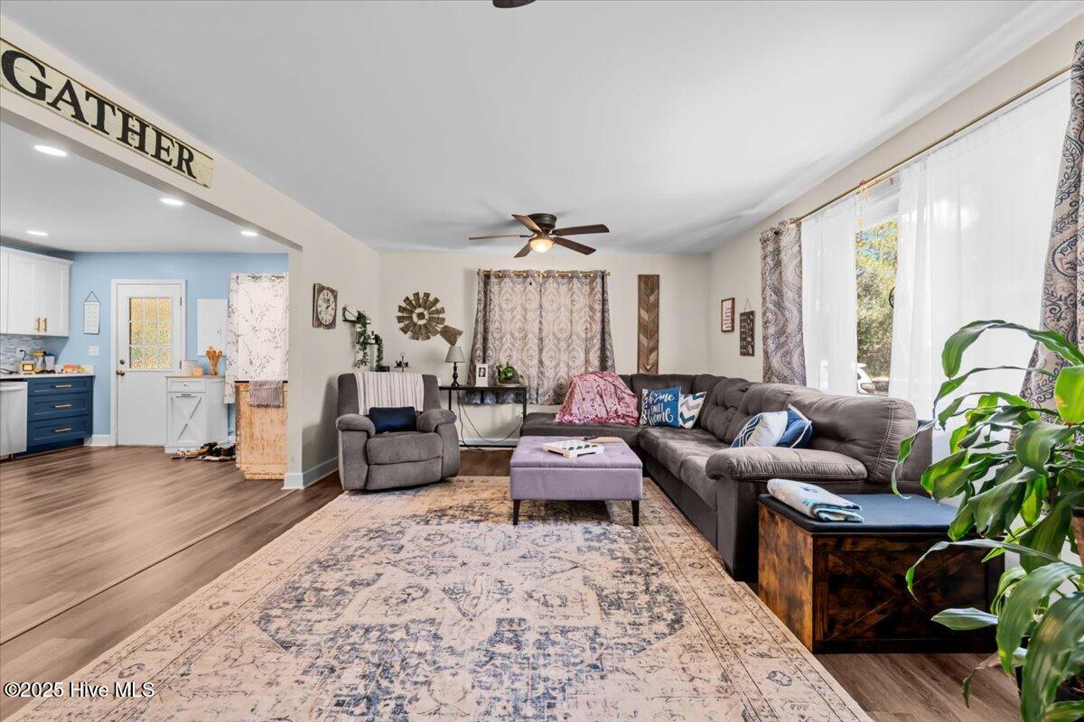 337 Oak Ridge Church Road Hamlet, NC 28345 - Photo 5 of 25 12-DSC09198