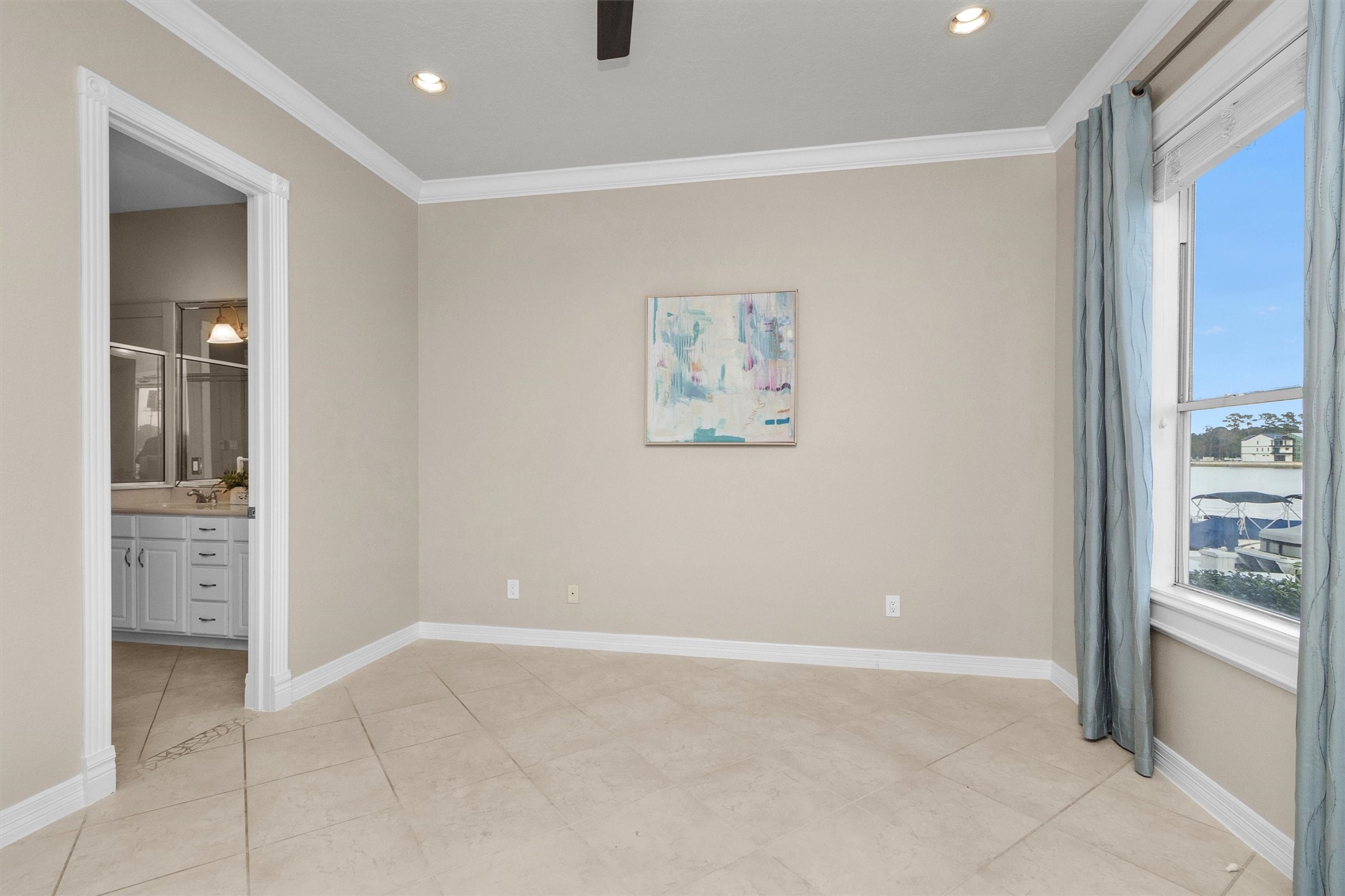 168 Lake Point Boulevard Montgomery, TX 77356 - Photo 15 of 34 a view of an empty room with a cabinet