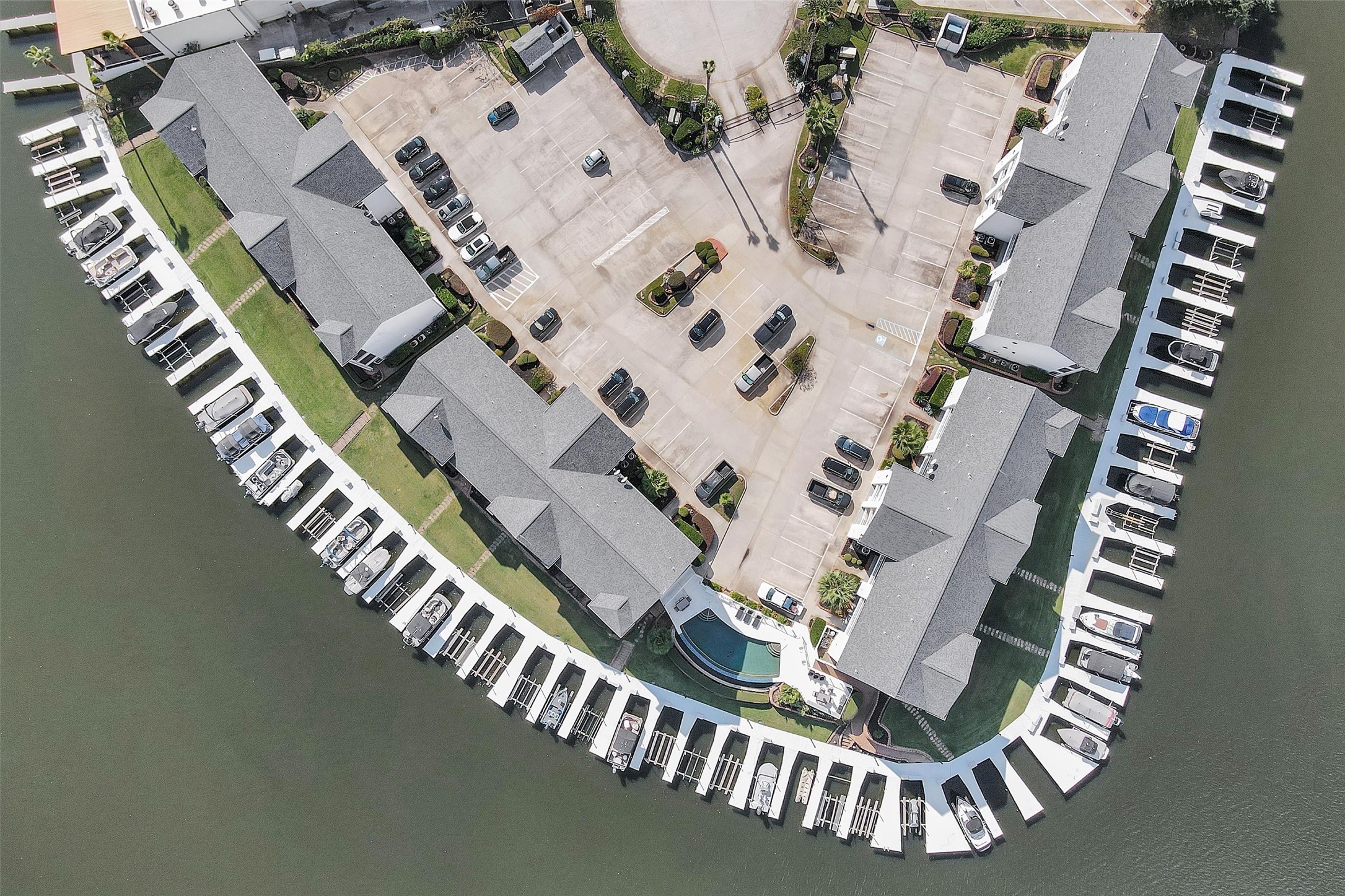 168 Lake Point Boulevard Montgomery, TX 77356 - Photo 10 of 34