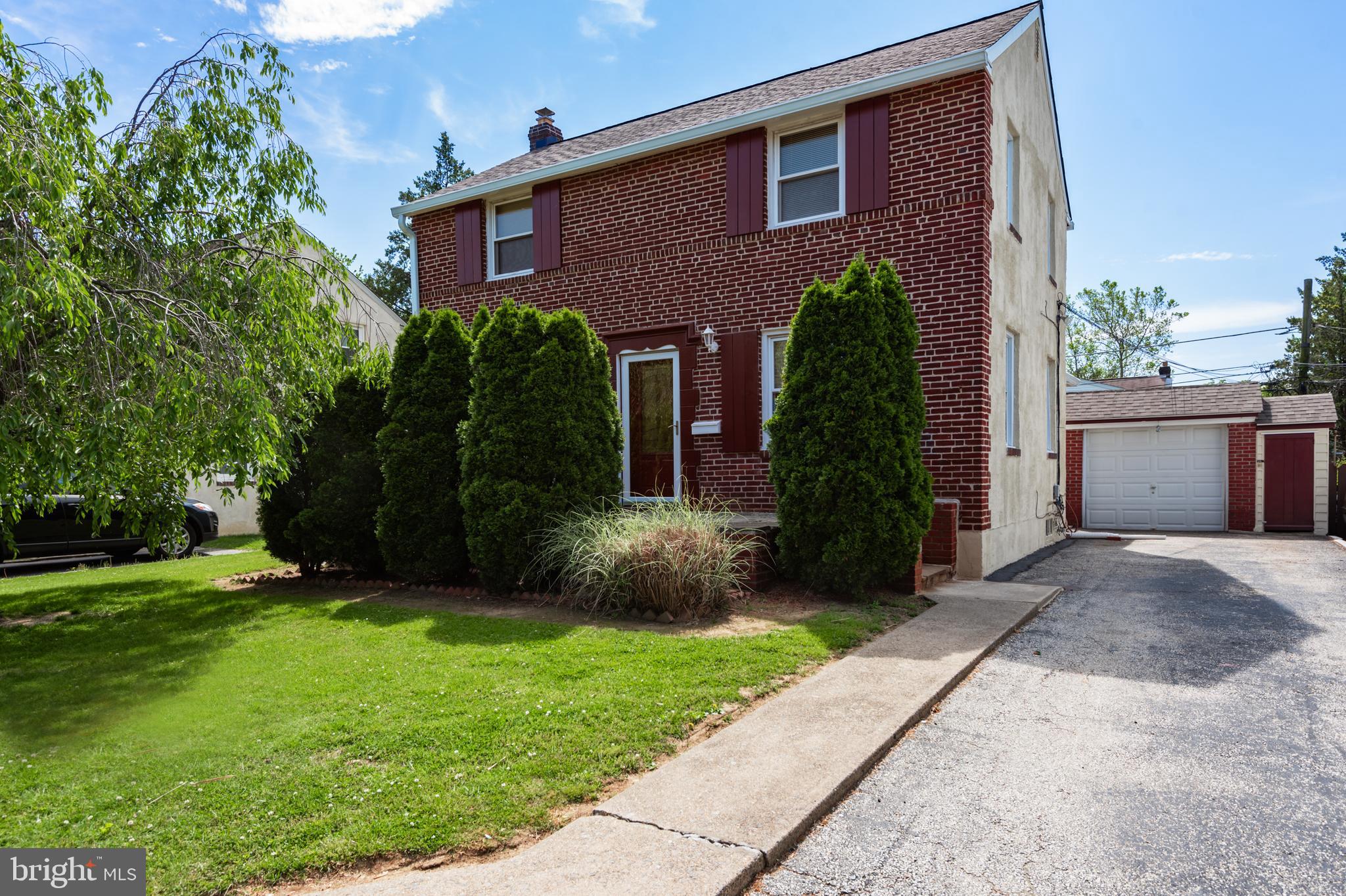 1026 Edgerton Road Secane, PA 19018 - Photo 1 of 32