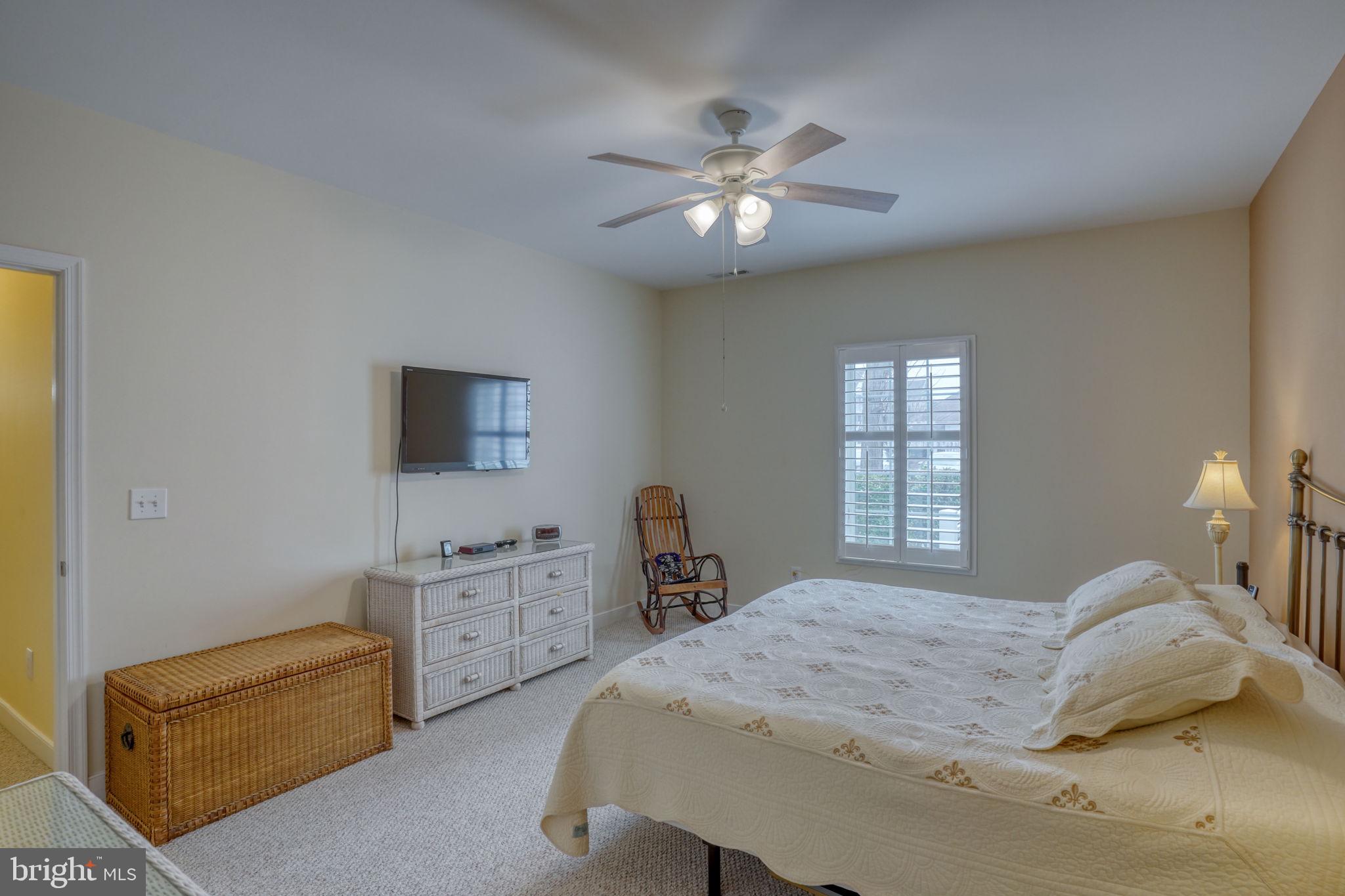 30611 Cedar Neck Road, Unit 2104 Ocean View, DE 19970 - Photo 25 of 57 Primary bedroom