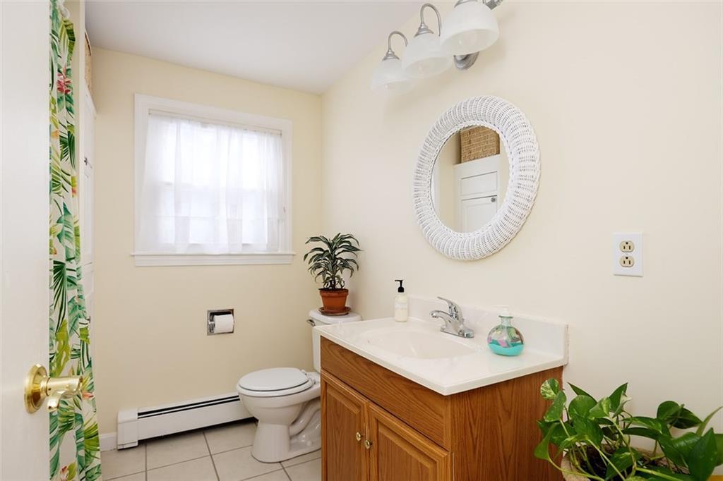 83 Pine Hill Road York, ME 03902 - Photo 22 of 34 Photo