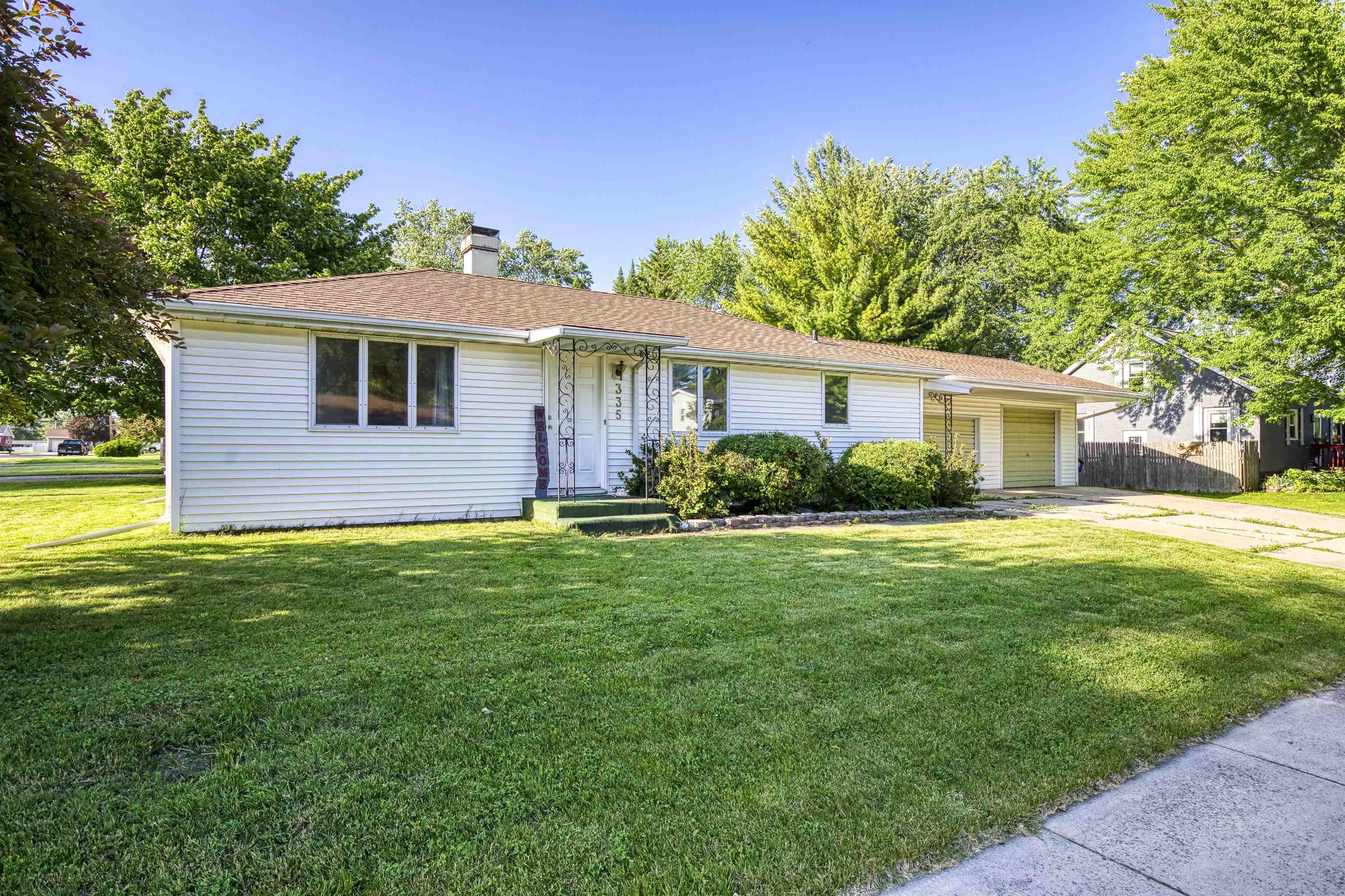 335 Front Street Pulaski, WI 54162 - Photo 40 of 40