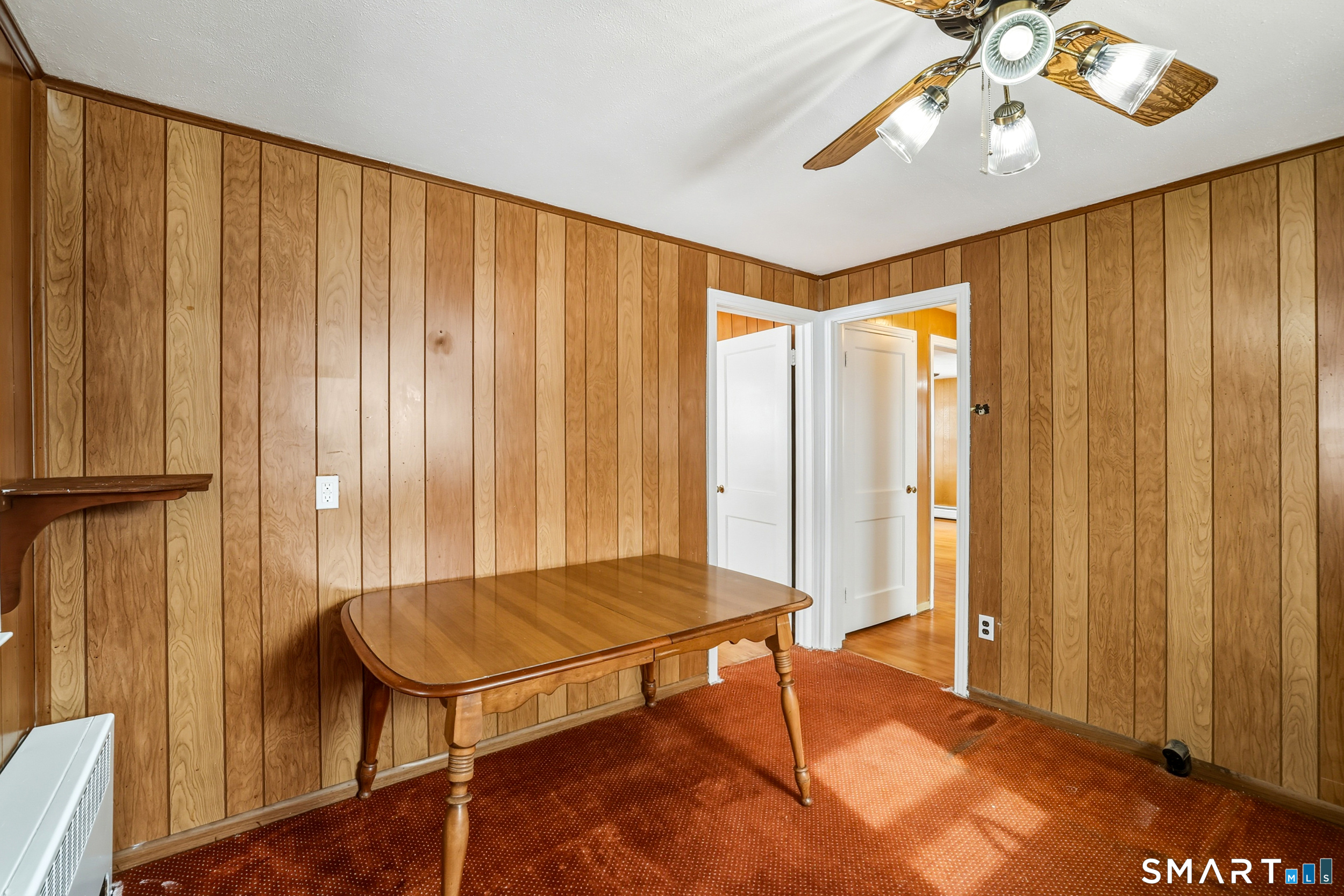 443 Elm Street Windsor Locks, CT 06096 - Photo 14 of 37