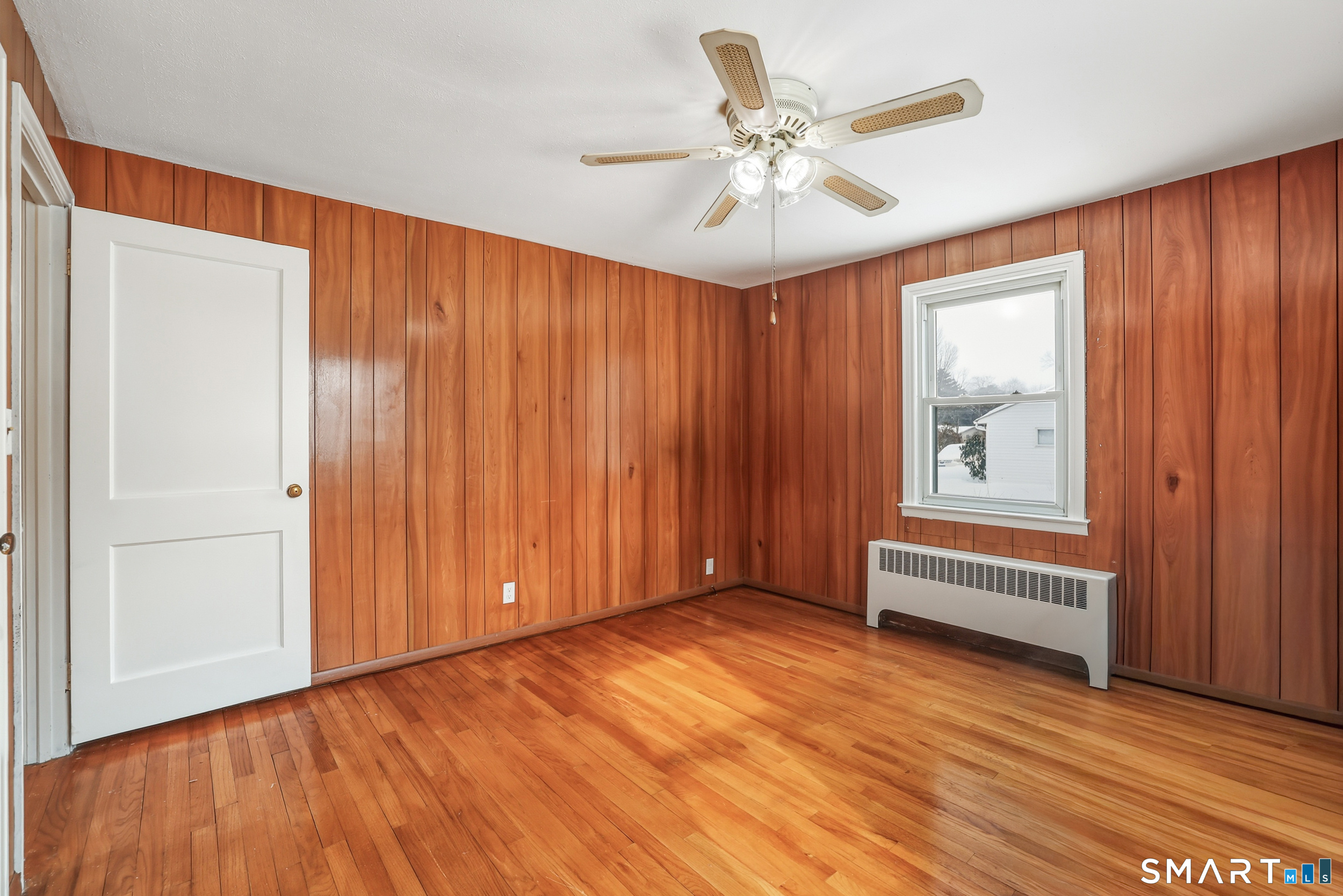 443 Elm Street Windsor Locks, CT 06096 - Photo 17 of 37