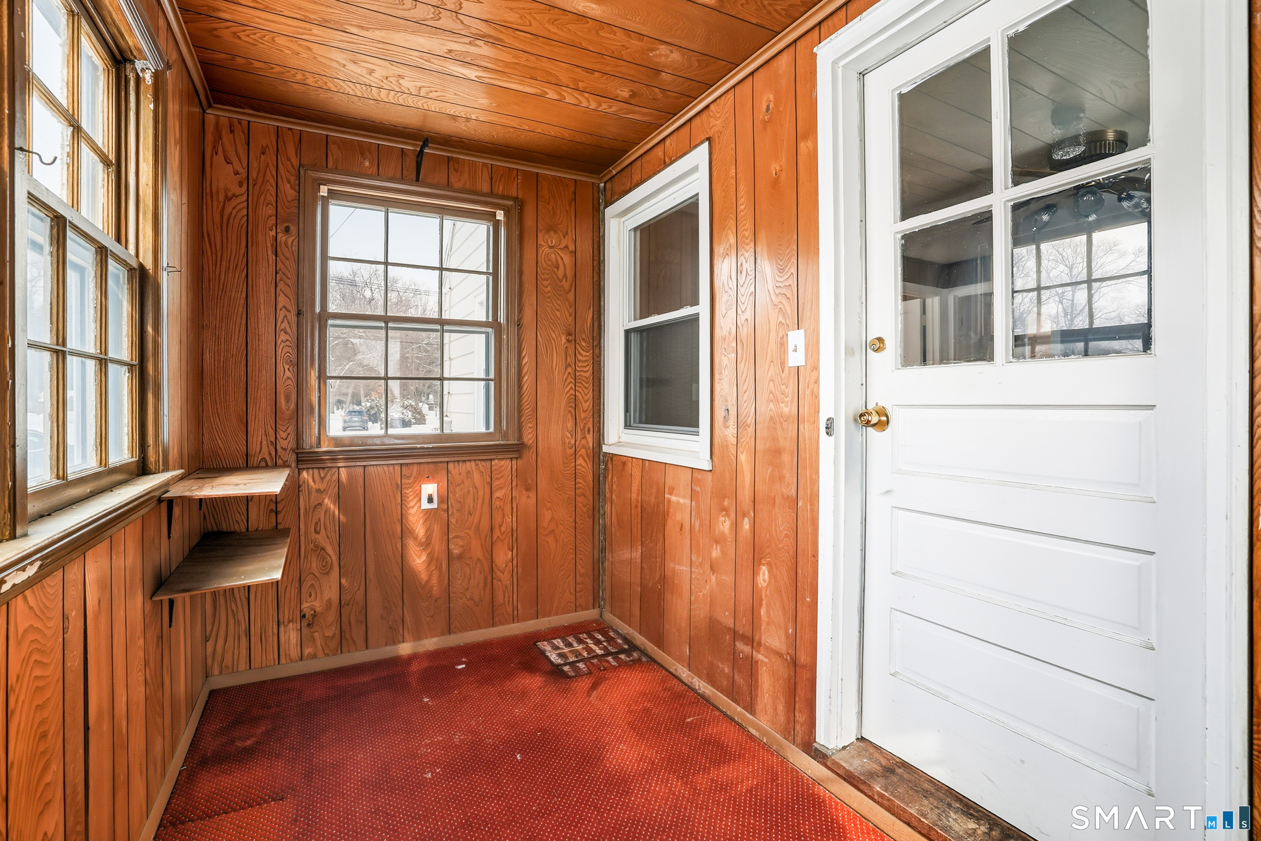 443 Elm Street Windsor Locks, CT 06096 - Photo 21 of 37