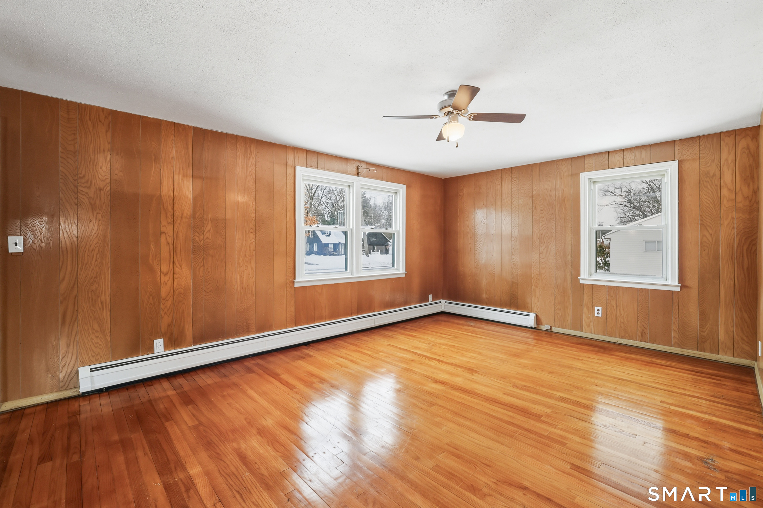 443 Elm Street Windsor Locks, CT 06096 - Photo 8 of 37