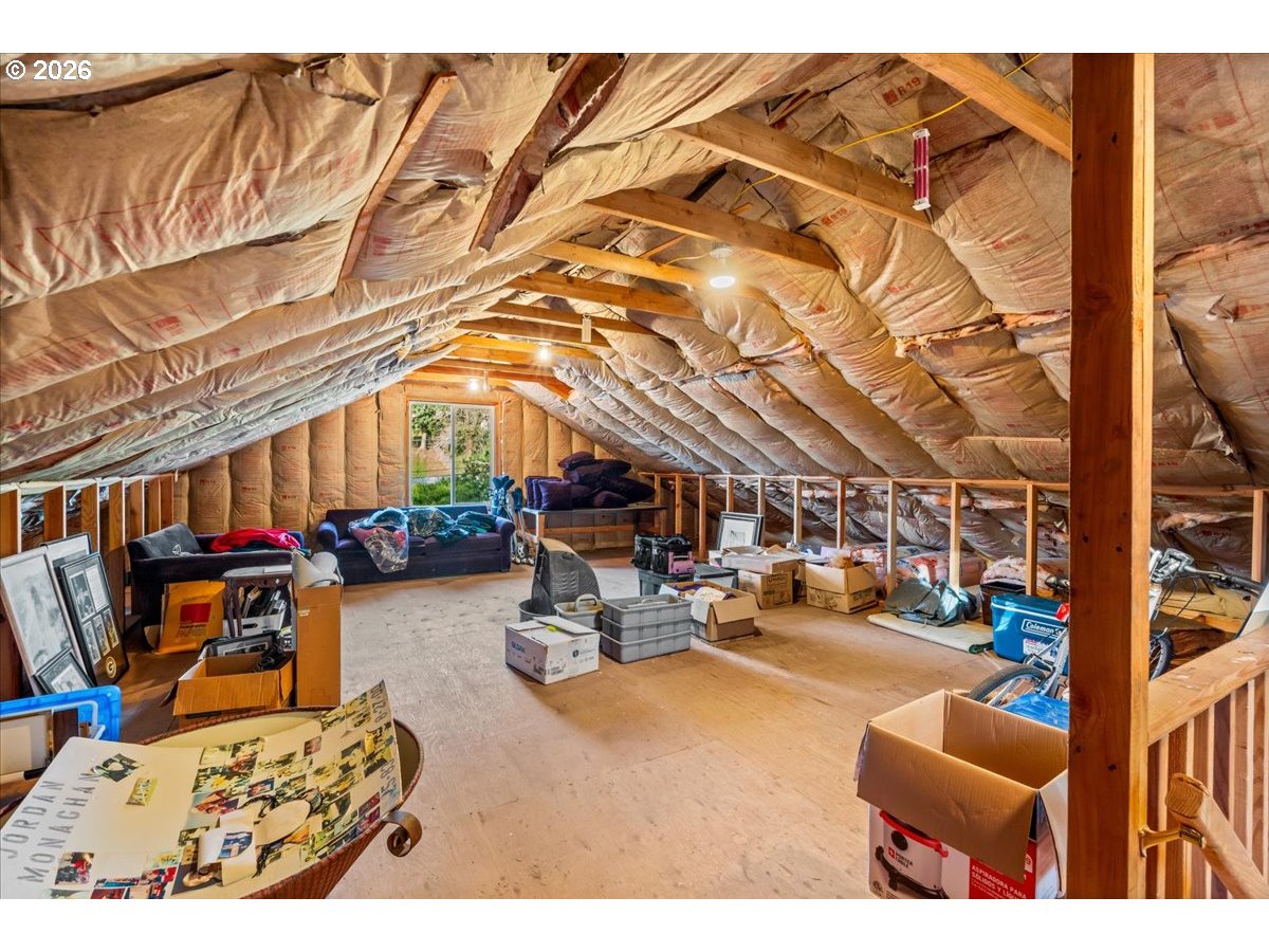 17110 South Potter Road Oregon City, OR 97045 - Photo 39 of 46 a view of gym equipment with lounge chair
