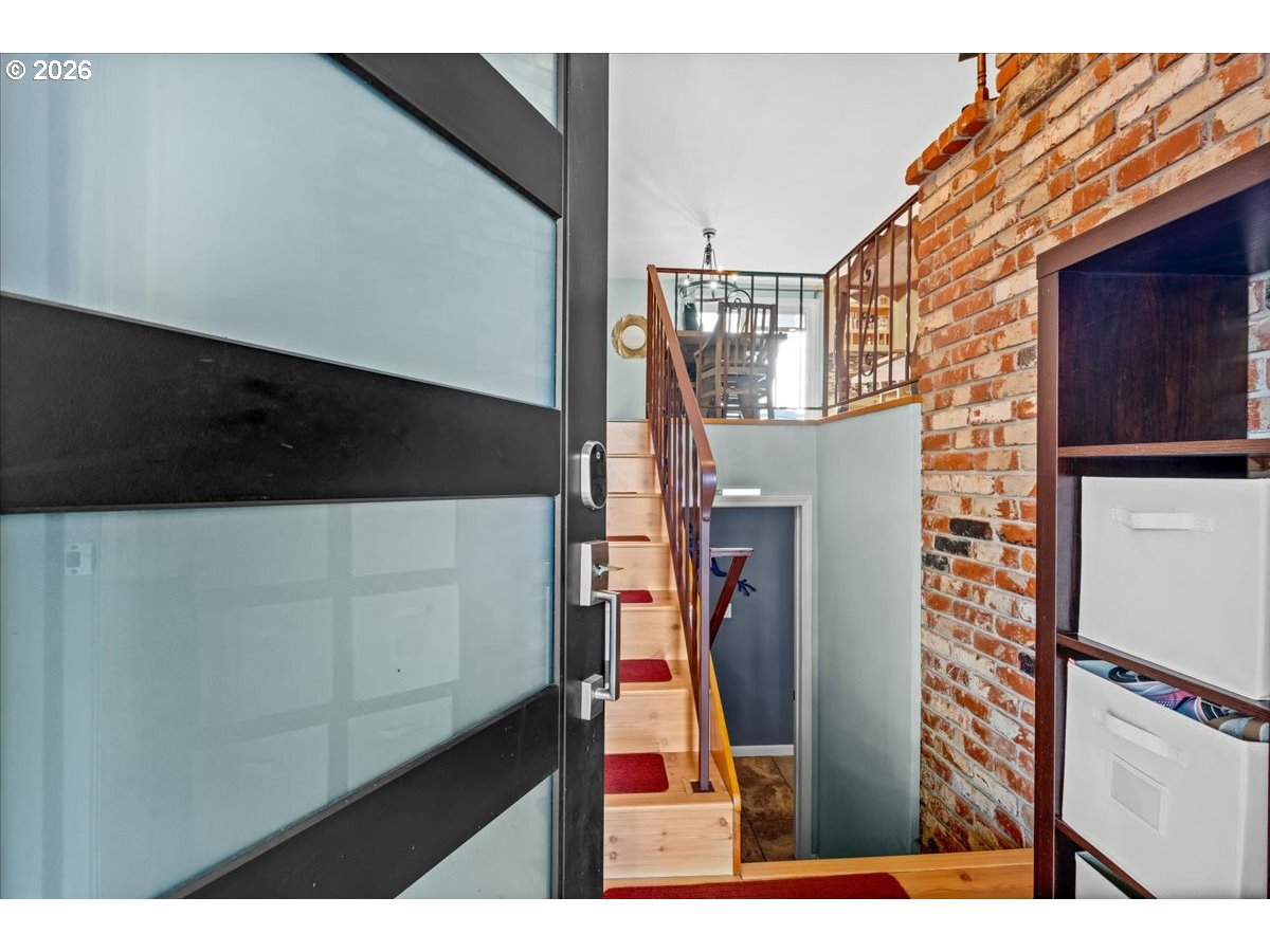 17110 South Potter Road Oregon City, OR 97045 - Photo 4 of 46 a view of stairs