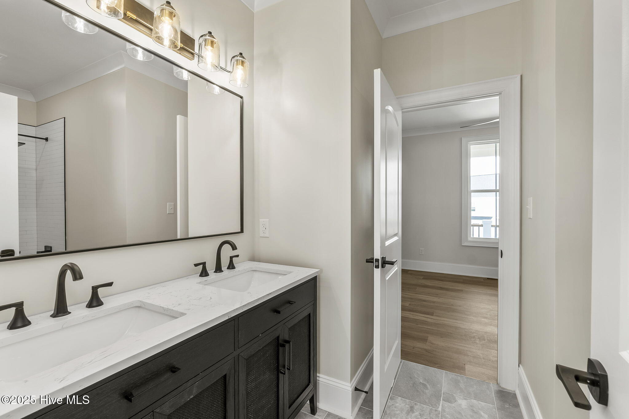 1827 Olde Farm Road Morehead City, NC 28557 - Photo 30 of 57 Jack and Jill Bathroom