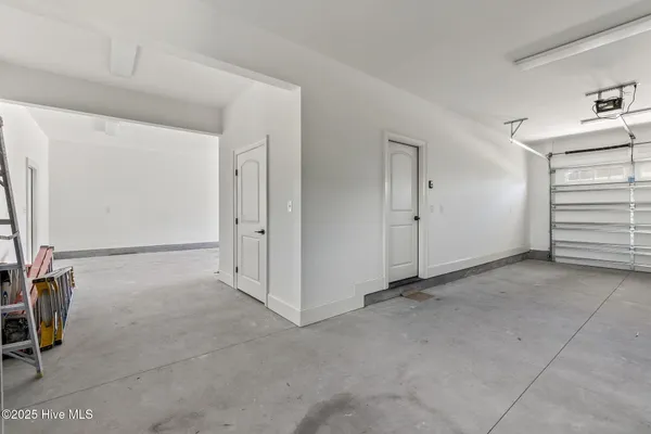 $1,179,900 | 1827 Olde Farm Road, Morehead City, NC 28557
