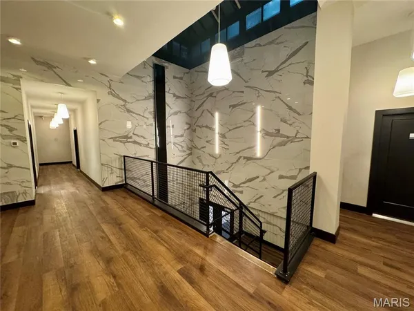 $1,350 | 415 DeBaliviere Avenue, Unit 212, St. Louis, MO 63112