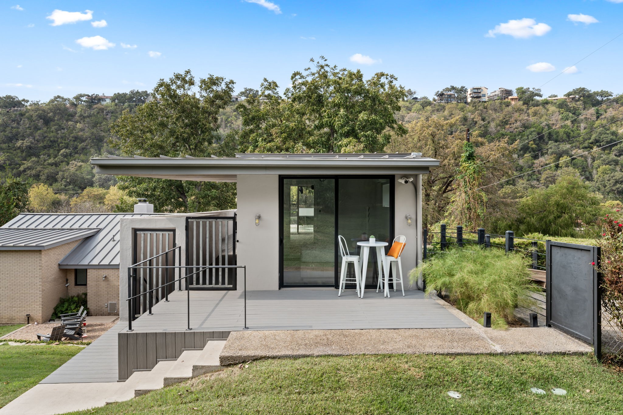 14011 Hummingbird Lane Austin, TX 78732 - Photo 4 of 23